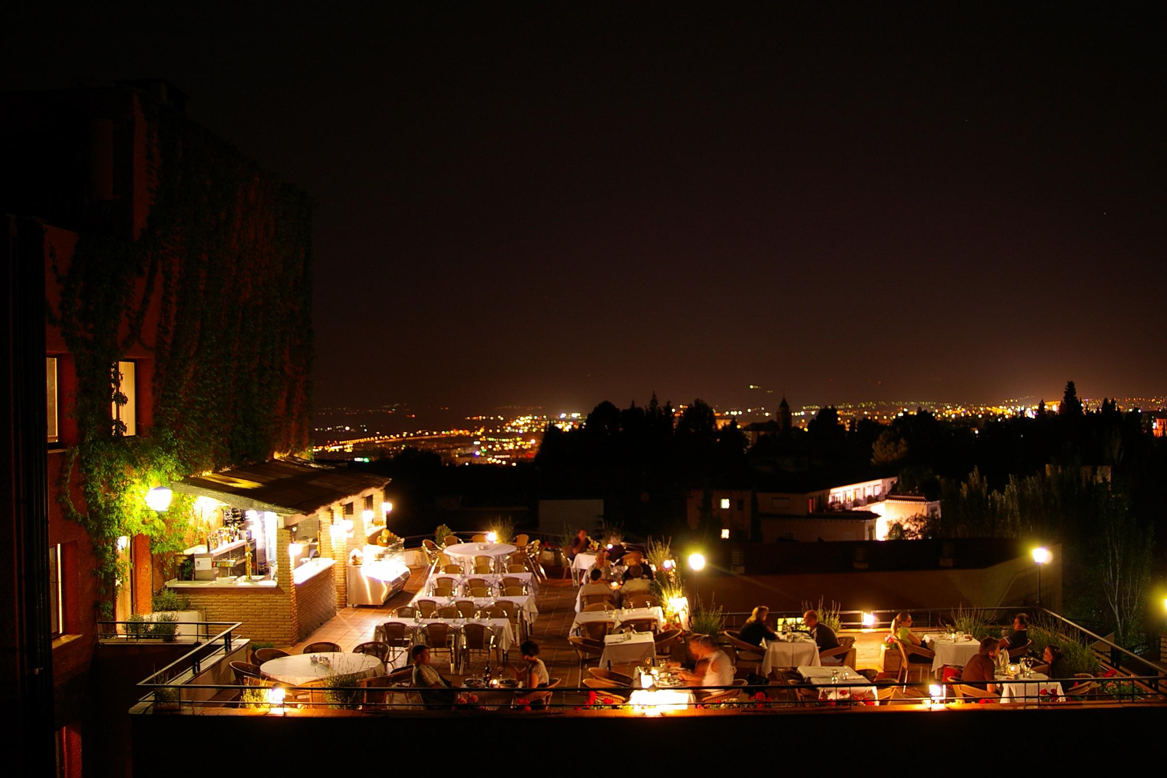 Porcel Alixares Hotel Granada Exterior photo