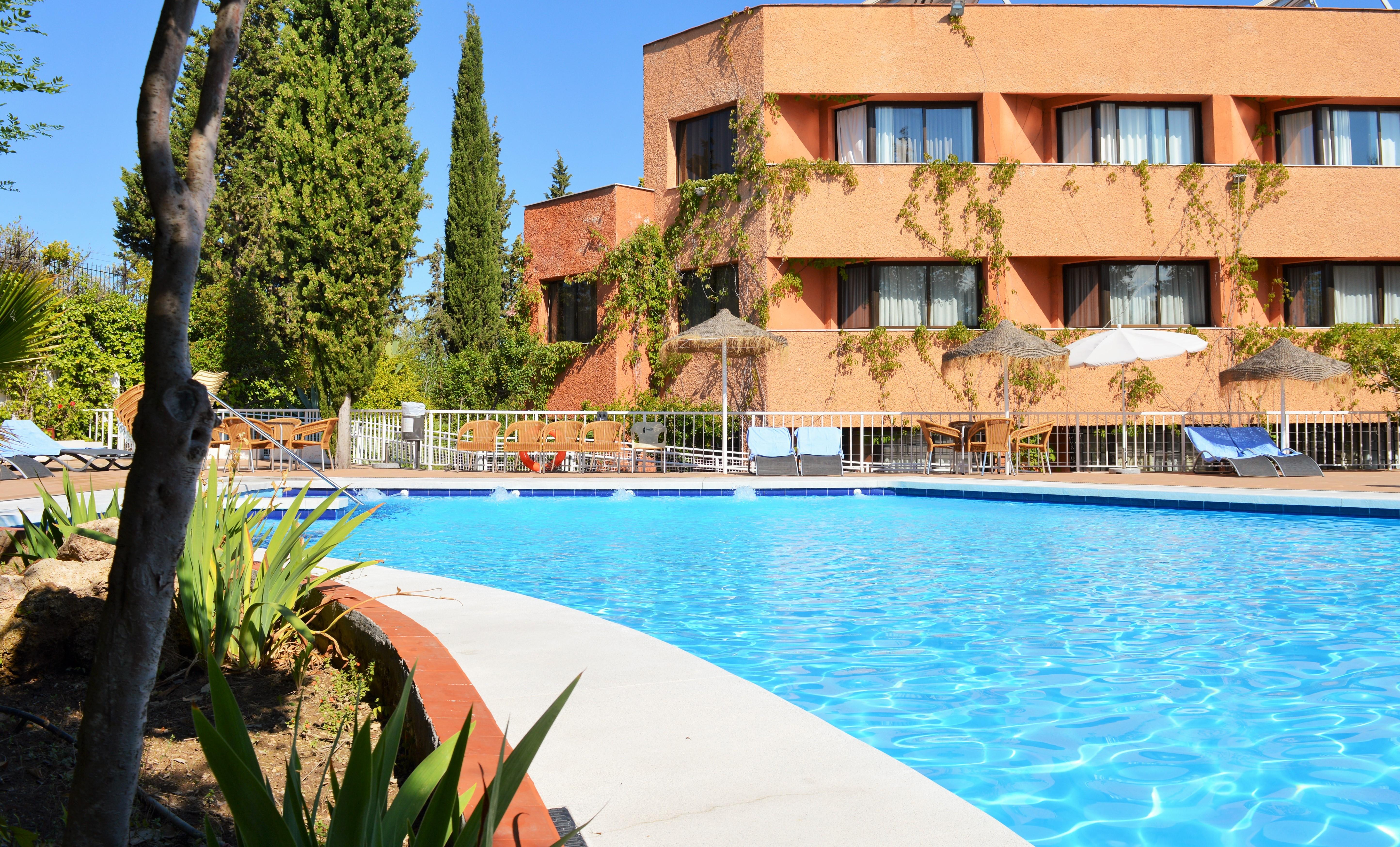 Porcel Alixares Hotel Granada Exterior photo